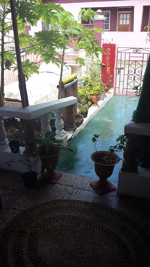 Holiday Home - Guest House Порт-Антонио
